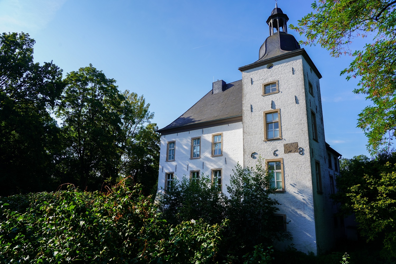 Wasserschloss Voerde mit Standesamt